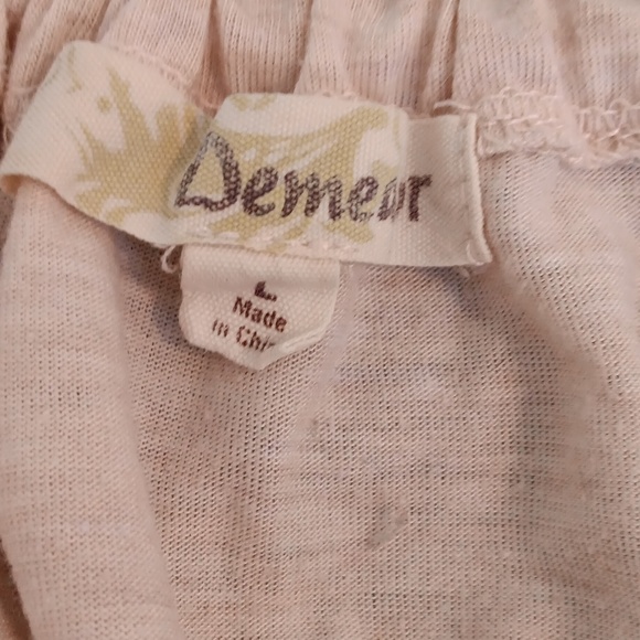 Demeanor Ruffle Top‎ L - Picture 3 of 3